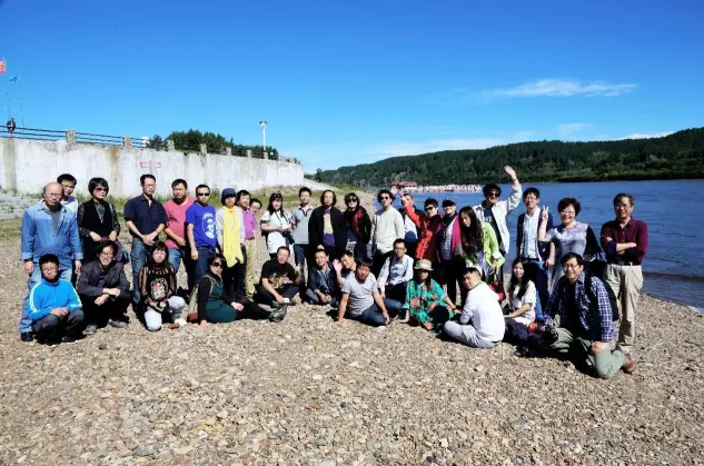 诗刊社第32届中国漠河·青春诗会闭幕