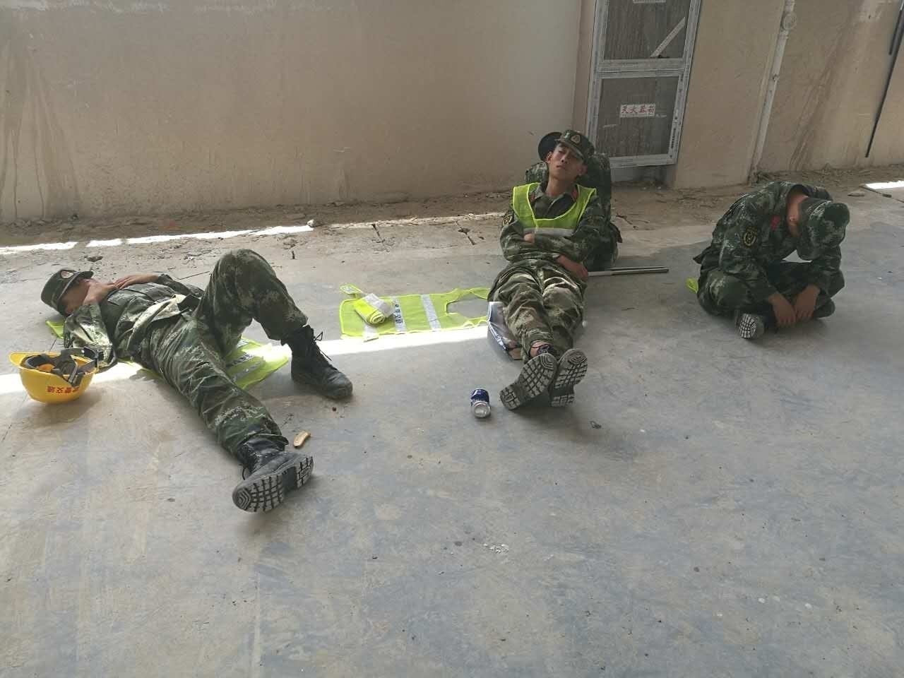 北京时间直击盐城灾区:抢险第一线的武警官兵