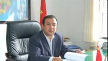 喀什行署副专员,疏勒县委副书记,政府县长 个人简历:  木太力甫·托合