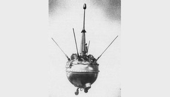 月球2号(俄语:Луних-2)是苏联于1959年9月12日发射的无人