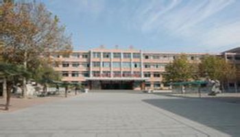 临沭县实验中学