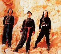 "山鹰"——中国第一支少数民族原创音乐组合,是我国亿万少数民族的