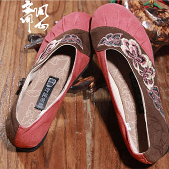 问心斋 不对称拼色平底夏季单鞋 <em>女</em> 千层底<em>绣花</em>