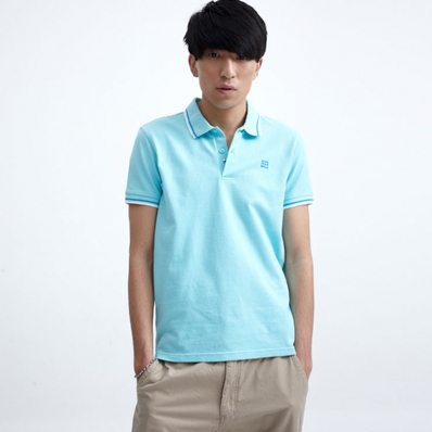 AMPM男左胸绣LOGO大身净色短袖翻领热销T