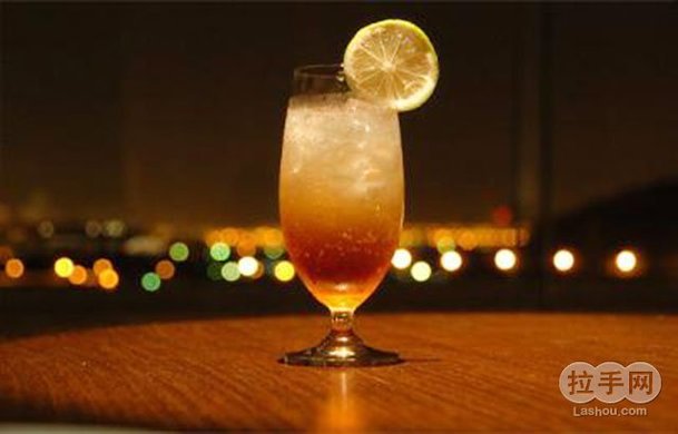 仅售18元,市场价26元的研磨时光鸡尾酒1杯,交