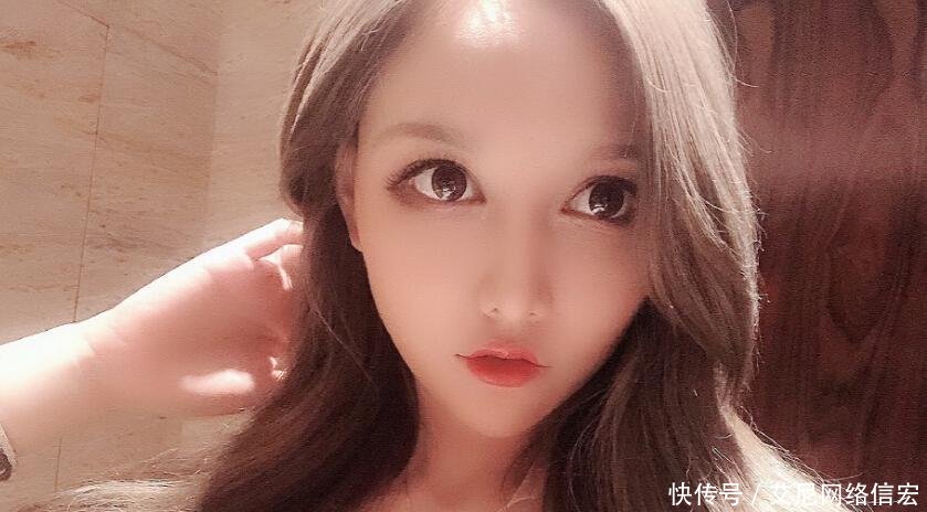 斗鱼引进尹素婉之后熊猫顶级跳舞女主播 网友