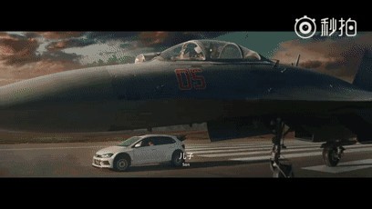 飞驰人生韩寒携手沈腾,飞机汽车互飙,前一秒刺