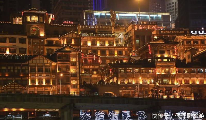 重庆人民真暖心,直接封桥让游客拍照打卡!