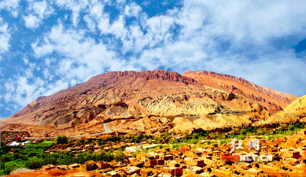 开通定期航班,湖南为吐鲁番旅游插上腾飞翅膀
