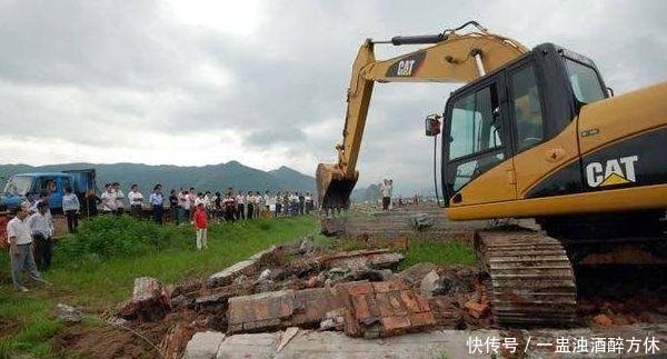 农村人注意,占耕地建房,有说法了!交了这个钱,