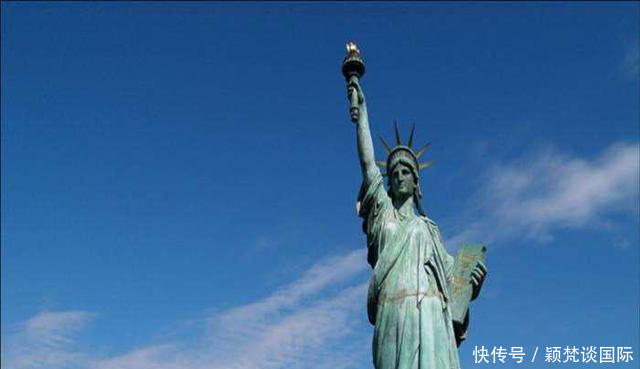 大批华人从美国归来,开始为祖国添瓦造砖,欢迎