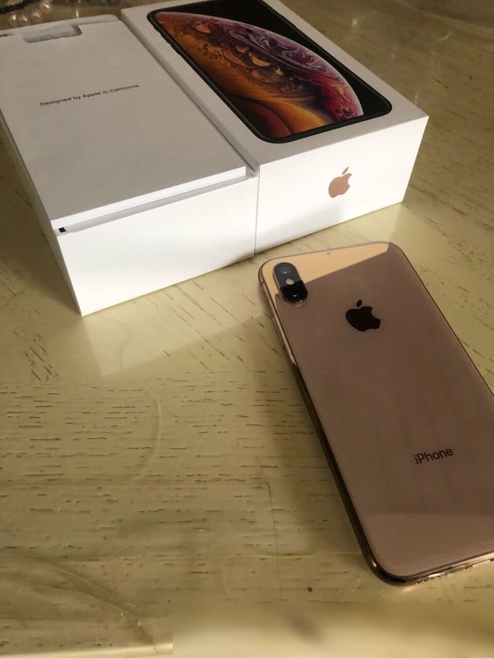 该买苹果iPhone XR还是华为Mate 20 Pro?隐性