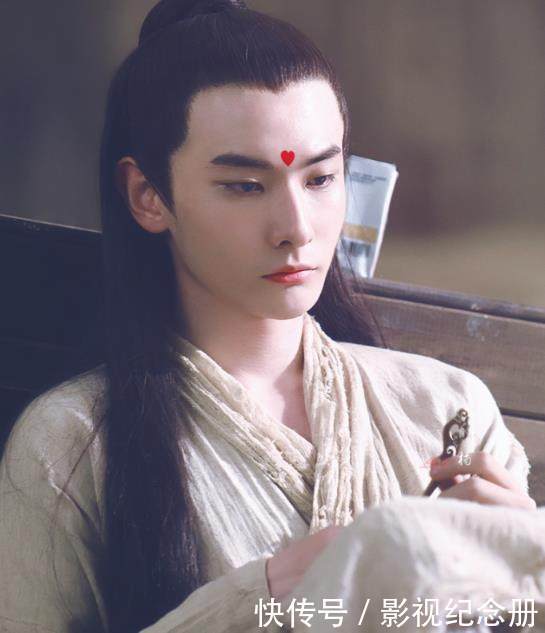 网评新四大古装美男,网友:除了刘昊然,其他三