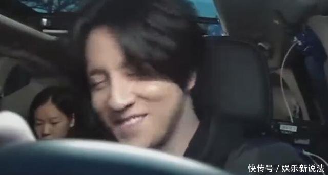 薛之谦遇到假粉,唱着《丑八怪》却表白张艺兴