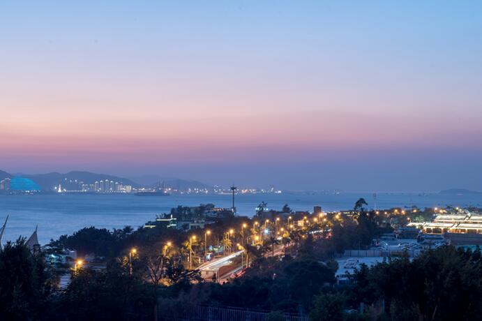 新的一年 和\"公牛\"一起来山海观遇见爱情的甜蜜