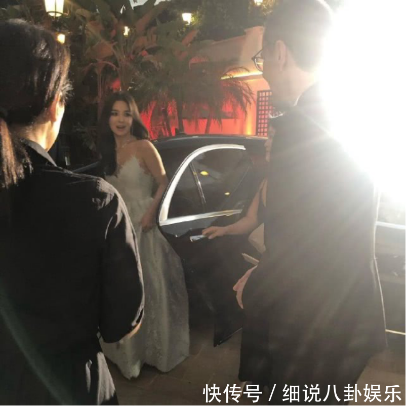 离婚后的宋慧乔,出席晚宴气质被她秒杀,还是刘亦菲更加美丽 钱柜娱乐999