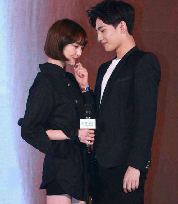 主持人张大大说漏嘴透露杨洋和郑爽在一起过