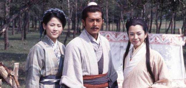 李嘉欣美不过她, 自掏腰包嫁普通人, 如今43岁