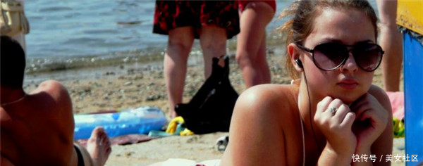 中俄朝交界的边境城市，满大街的美女随处可见，喜欢享受游客拍照