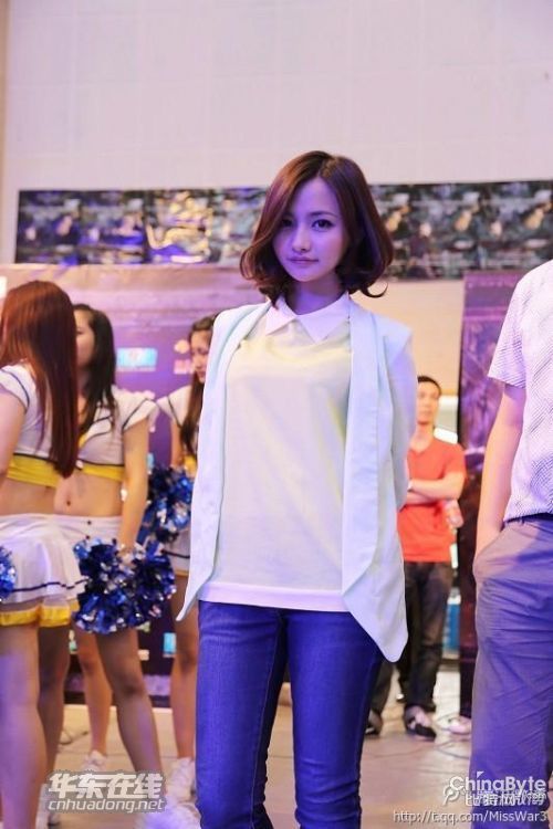 【斗鱼直播 小智约炮牛小蘑菇 电竞女王Miss私照