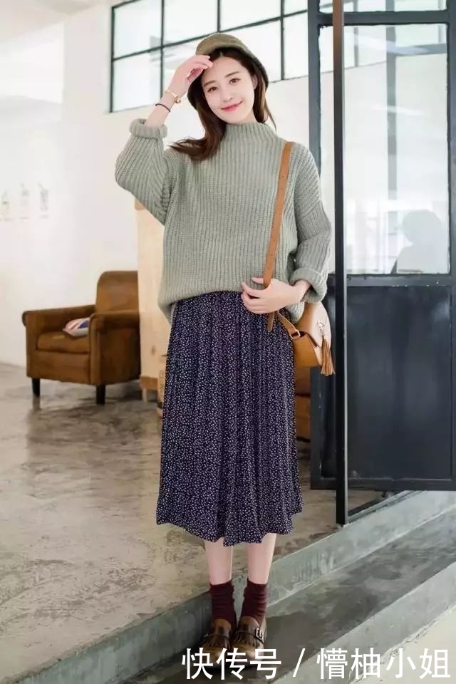 冬天穿搭百褶裙,让你优雅与气质共存