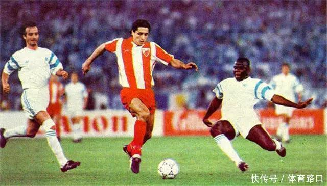 盘点世界足坛十大流星球员,阿德里亚诺领衔,