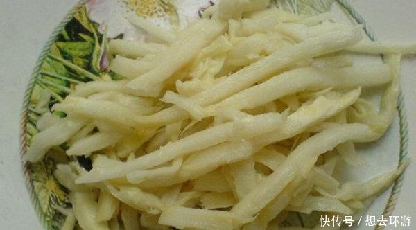 笋的口感是带点酸吗 t01297e75e08087eade.jpg