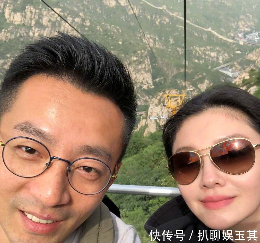 大S和小S越长越像, 姐妹俩的婚姻生活却过得大