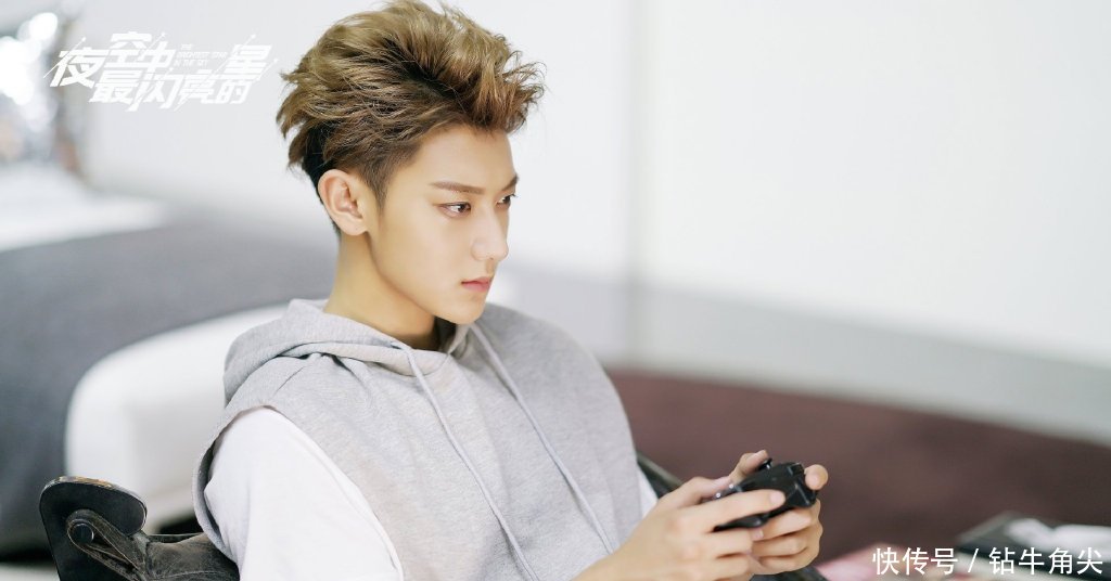 夜空中最闪亮的星:陈天浩突然宣布雪藏郑柏旭