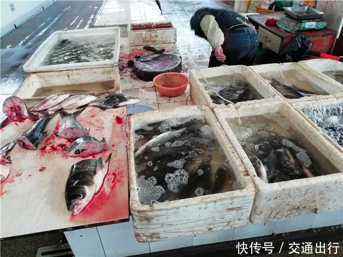 在浙江省绍兴市上虞区某个菜市场,记录几个销