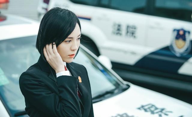 看腻了林允baby唐嫣式傻白甜，再看张天爱辛芷蕾吕佳容式攻黑狠
