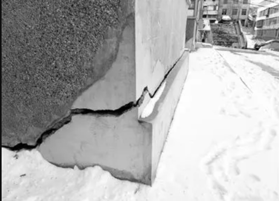 土建基础沉降(土建基础沉降对建筑物产生多方面影响以及处理方法)