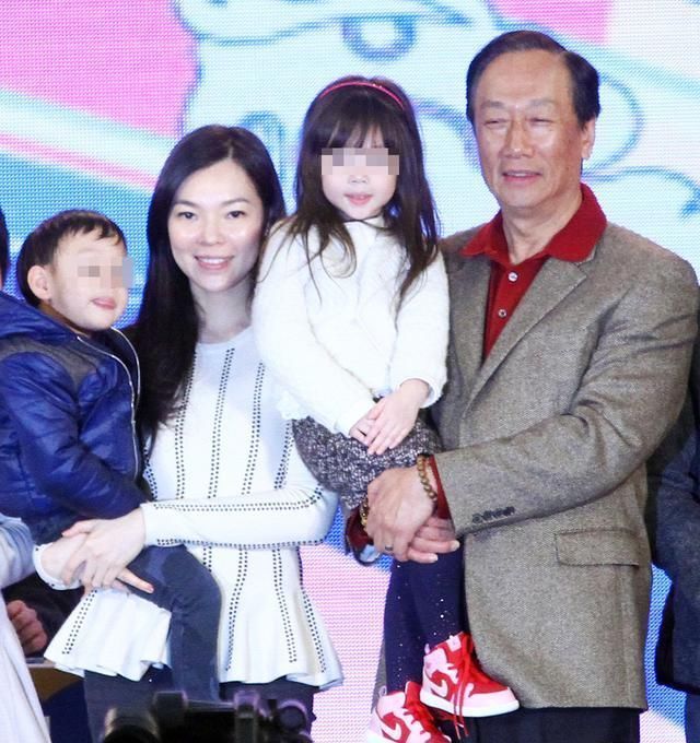 选总统,当首富,年近古稀生四胎,郭台铭解释什