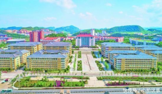 贵州医科大学大学城校区一角.