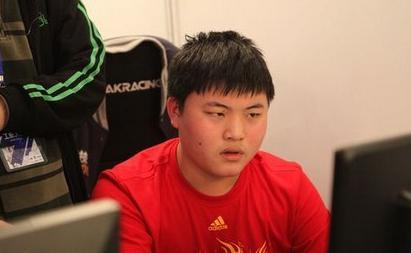 Jackeylove再次划水,那么他现在是不是像当年