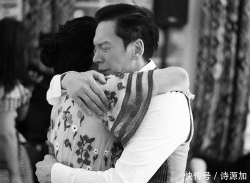 向华强家里有多富看了向太节目里的表现,网友