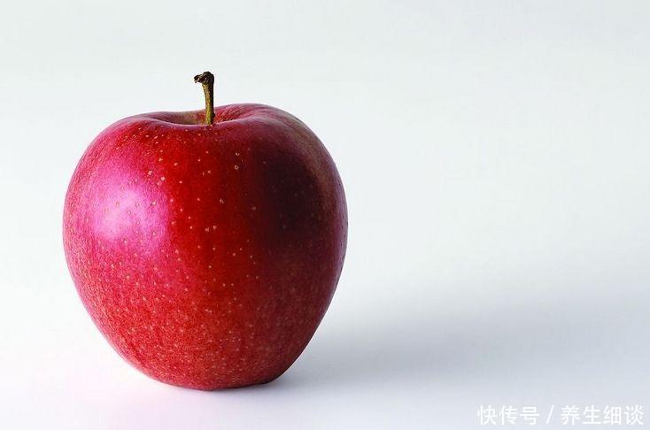 早餐只吃1个苹果,坚持一个月,能不能瘦20斤?真
