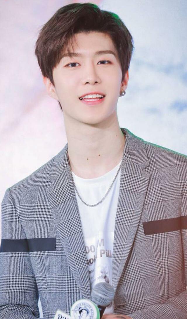 2018年新晋流量小生,范丞丞第八,胡一天第二,第