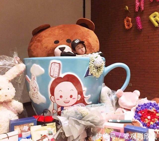 赵丽颖英文发音没毛病,迪奥声援小赵打脸键盘