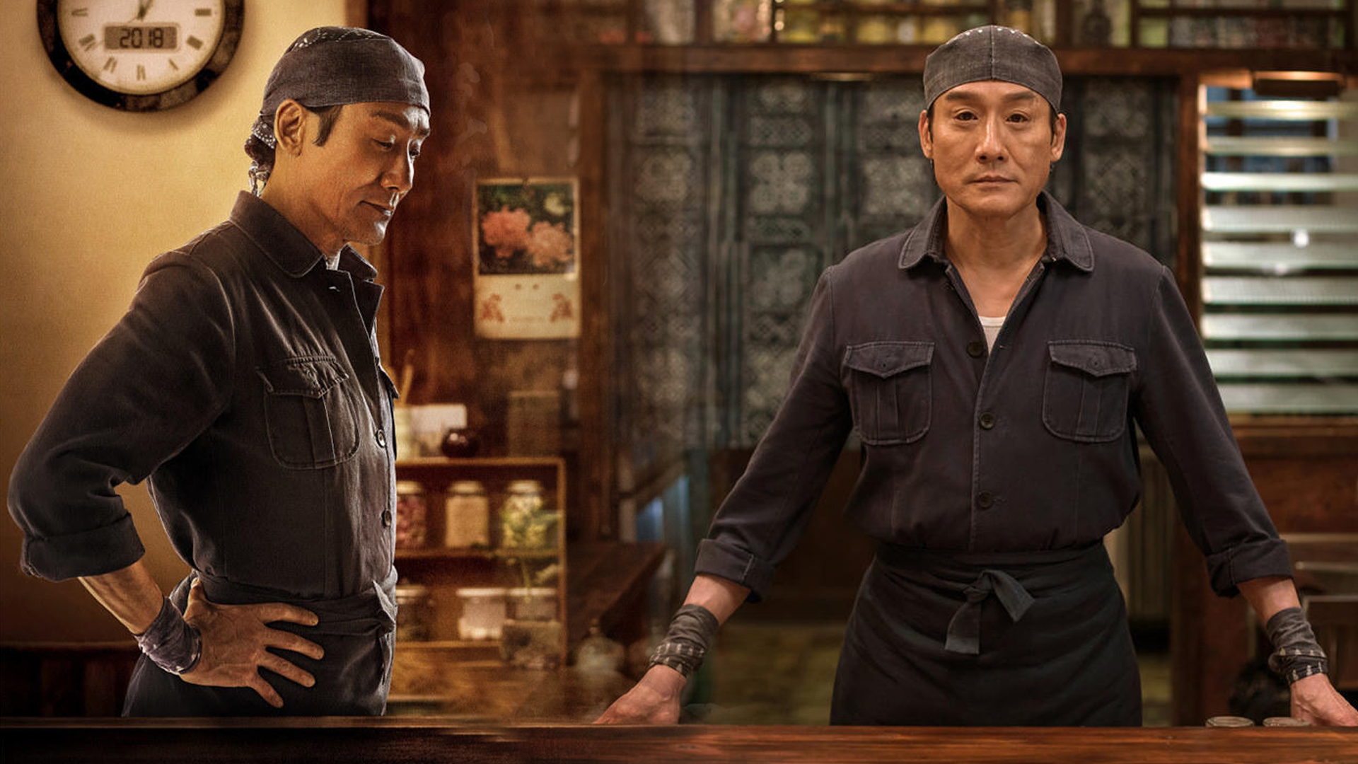 梁家辉自导自演电影版《深夜食堂》,变身治愈系食堂大叔依旧霸气
