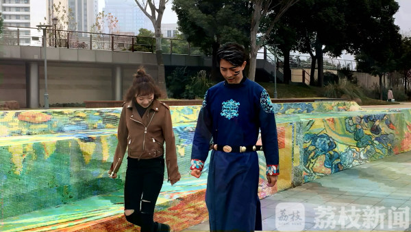 都市轻玄幻爱情电影《龙的新娘》南京滨江外滩