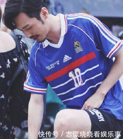 18年爆火的白宇, 被网友扒出是个富二代, 爸爸