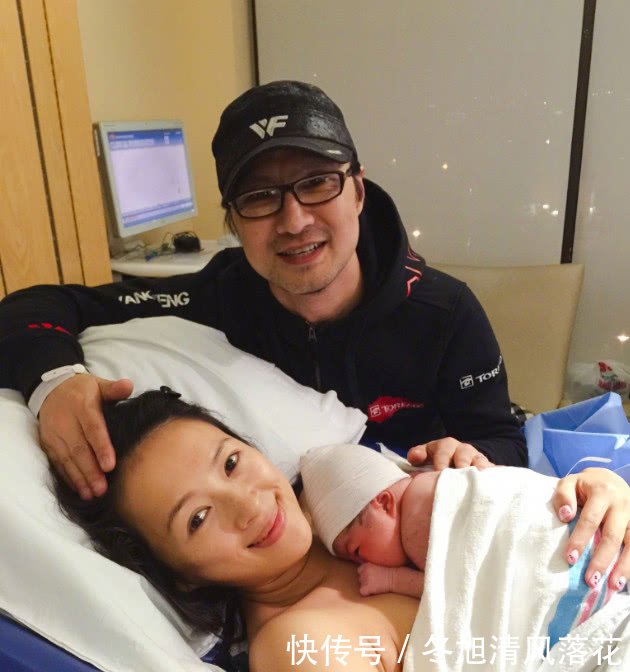 汪峰害章子怡喝烟灰,子怡姐在线等解决方案,粉