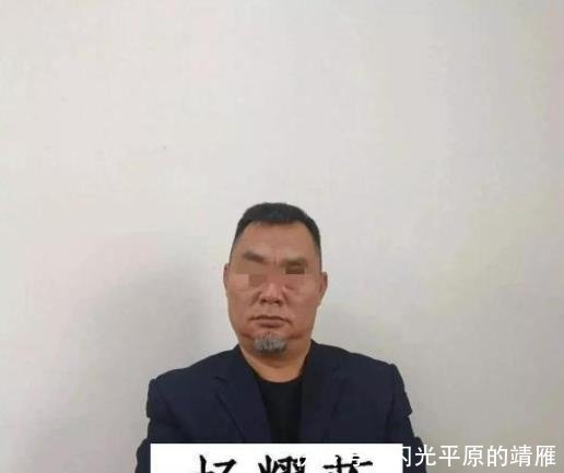 160万粉丝的正能量网红,多次评优的教师,竟然