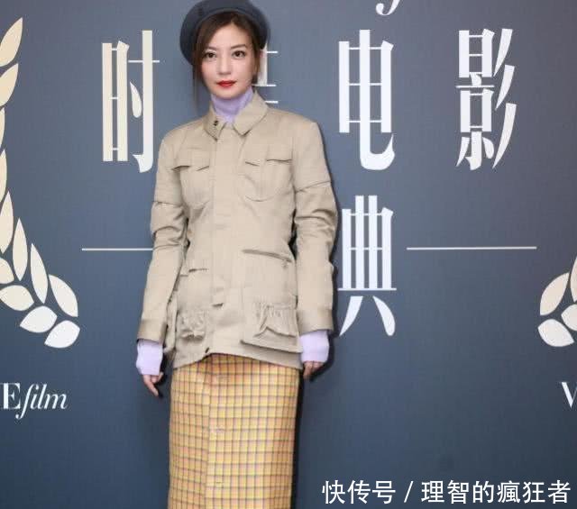 唐嫣婚后首秀,杨幂全程无视只顾拉拢杨颖,一个