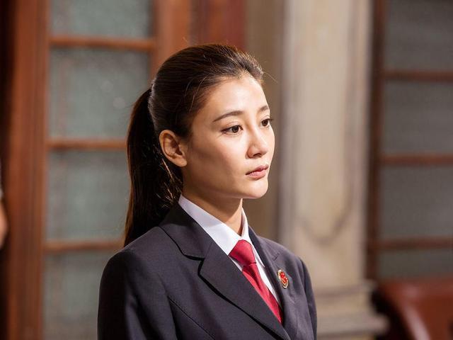 唐菀为和他结婚事业都放弃了,他却说因为性格不合离婚?