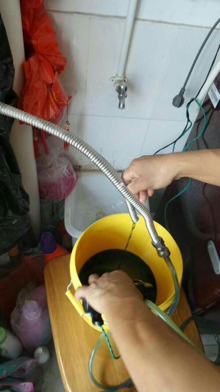 室外太阳能热水器上下水管选什么材料抗冻又防