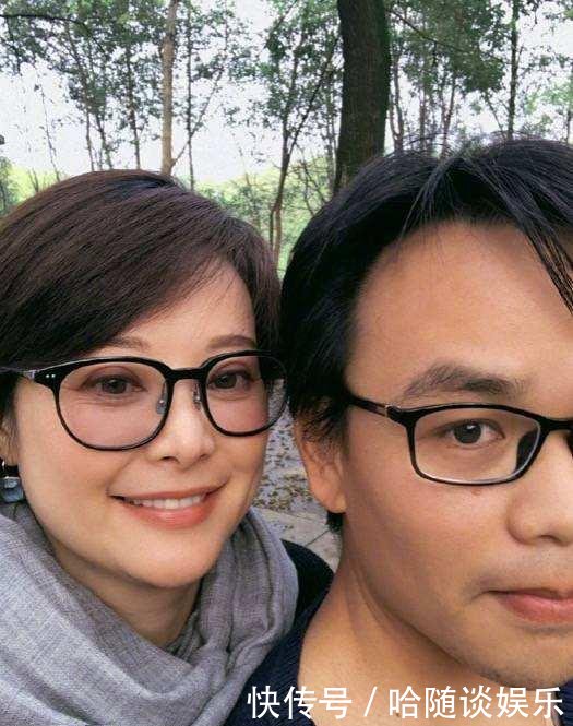 袁立结婚一个月就生了孩子?本人三个字回应含