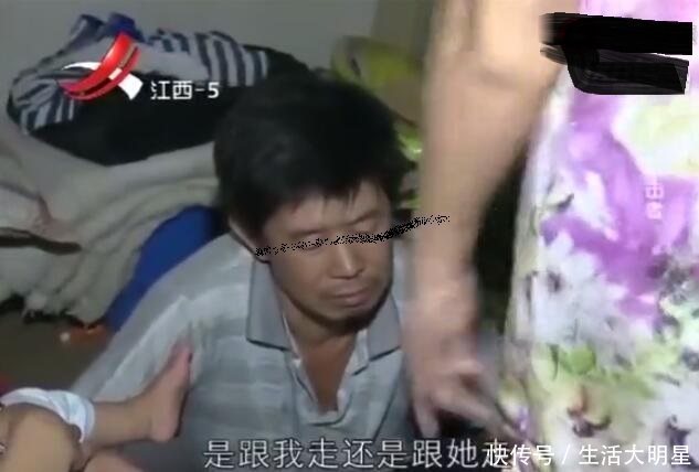 荒唐的“父女恋”，妻子住隔壁默许丈夫的事，三人同住屋檐下