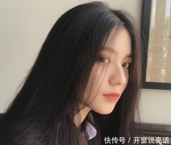 恋爱中,最容易被渣男骗的4个处女女生,星座座描写的衣服女生图片